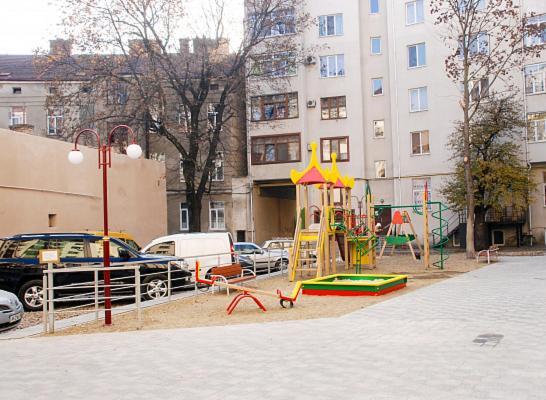Travel Station Apartment Ivano-Frankivsk Luaran gambar